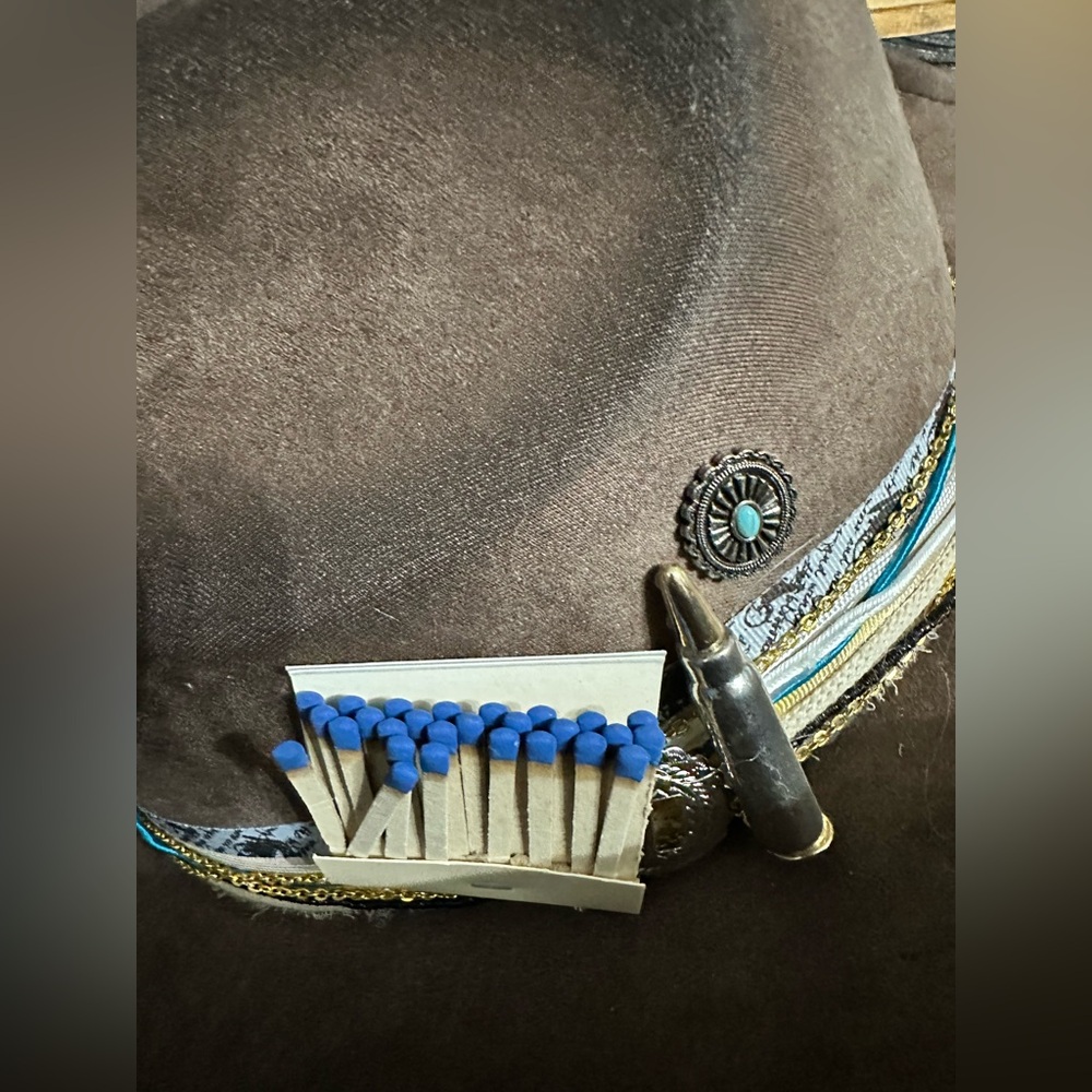 Stylish Brown Cowboy Hat with Unique Band - Picture 2 of 8